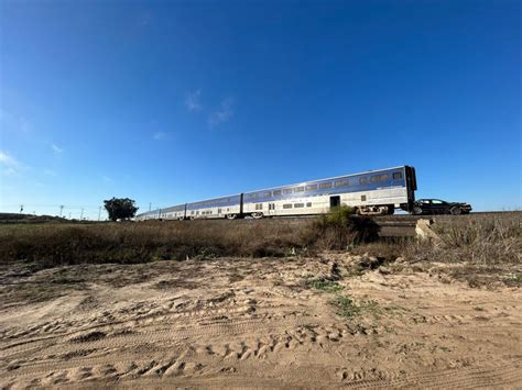 Amtrak train collides with disabled car in northern Santa Barbara County